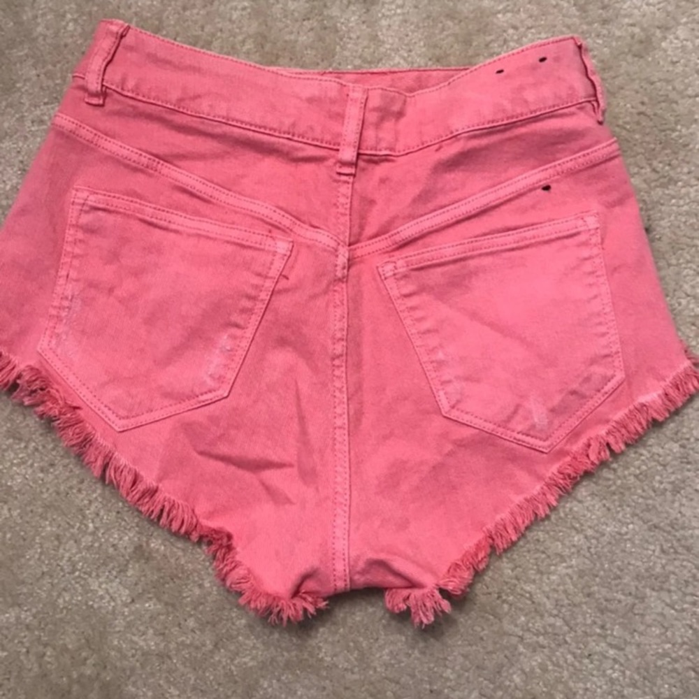 Shorts - Picture 6 of 8